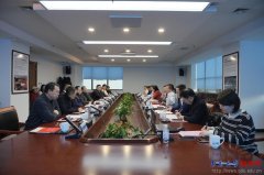 校友企业家是财产成长的中坚力量、母校扶植的